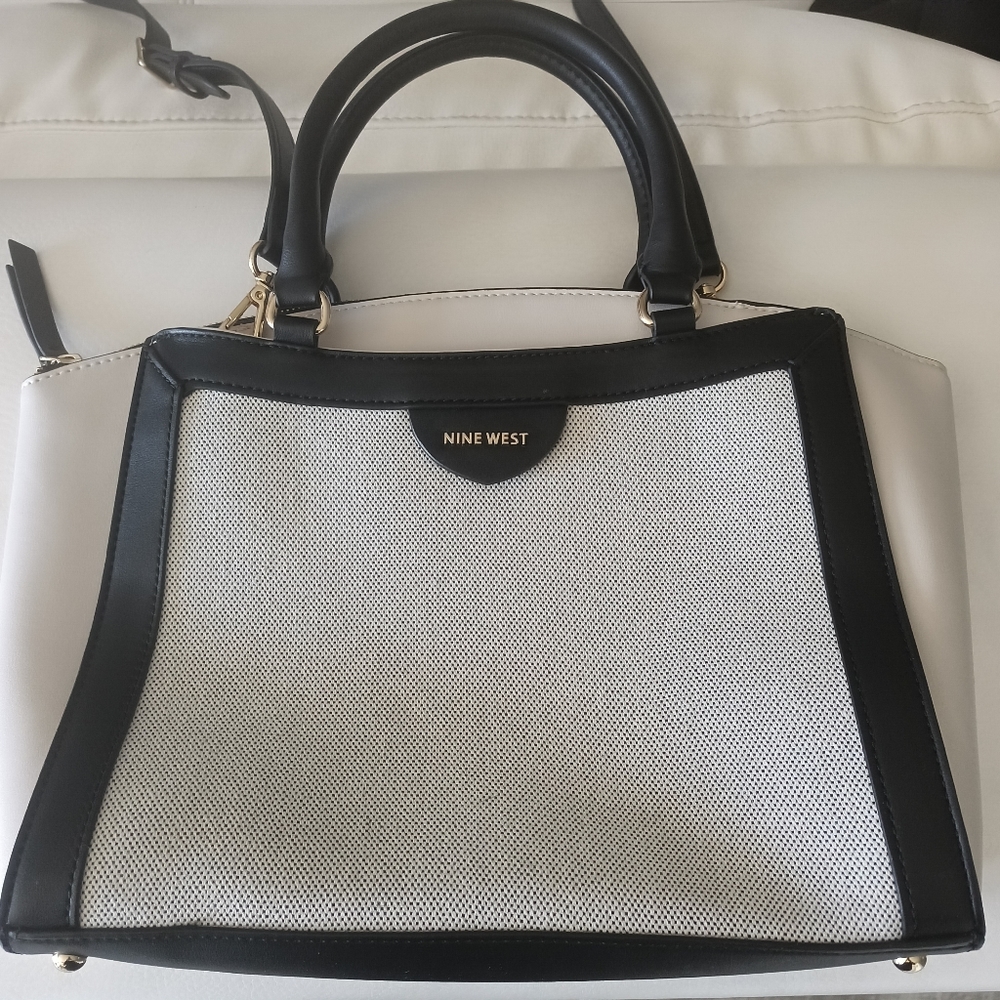 Nine West Purse Like New